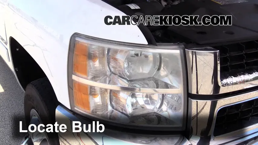 2009 Chevrolet Silverado 3500 HD LT 6.6L V8 Turbo Diesel Crew Cab Pickup (4 Door) Lights Turn Signal - Front (replace bulb)